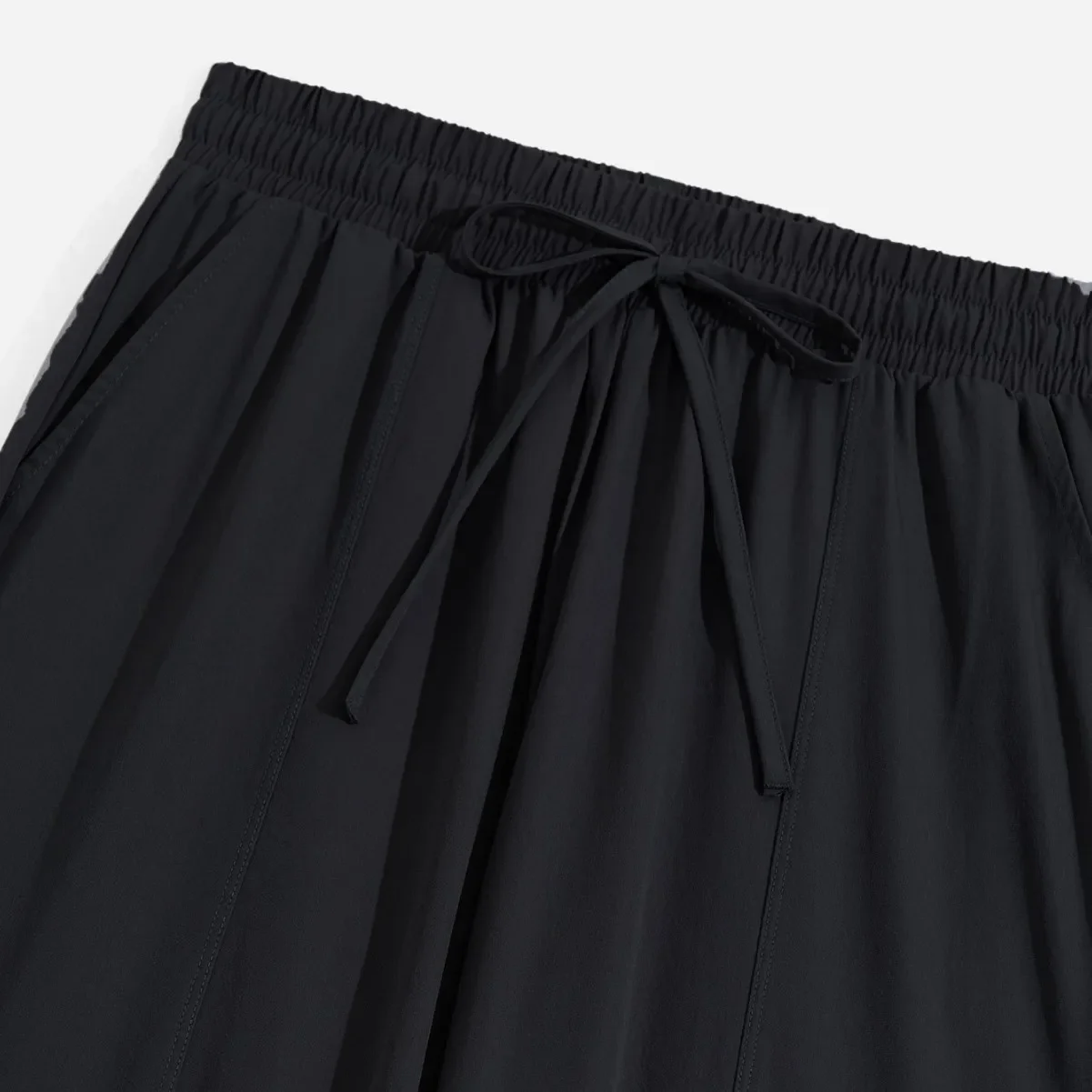 Women's Loose Breathable Quick Dry Lightweight Slimming Casual Sports Pants Drawstring Trousers Fitness Running Long Trousers