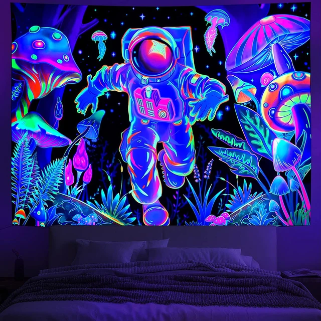 Black Light UV Tapestry with Psychedelic Mushroom Design for Party Decor  Wall Tapestry Room Decor - AliExpress