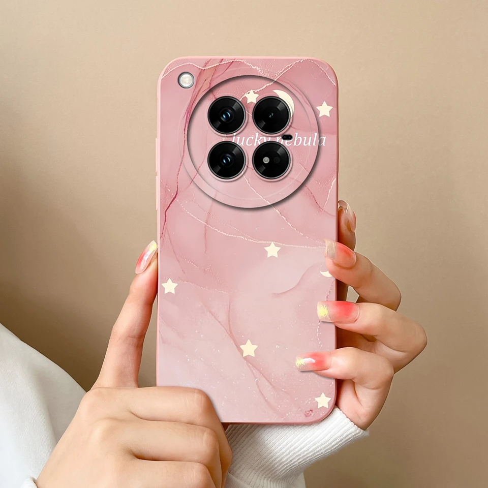Cute Astronaut Antifouling Drop-Resistant Soft Back Cover