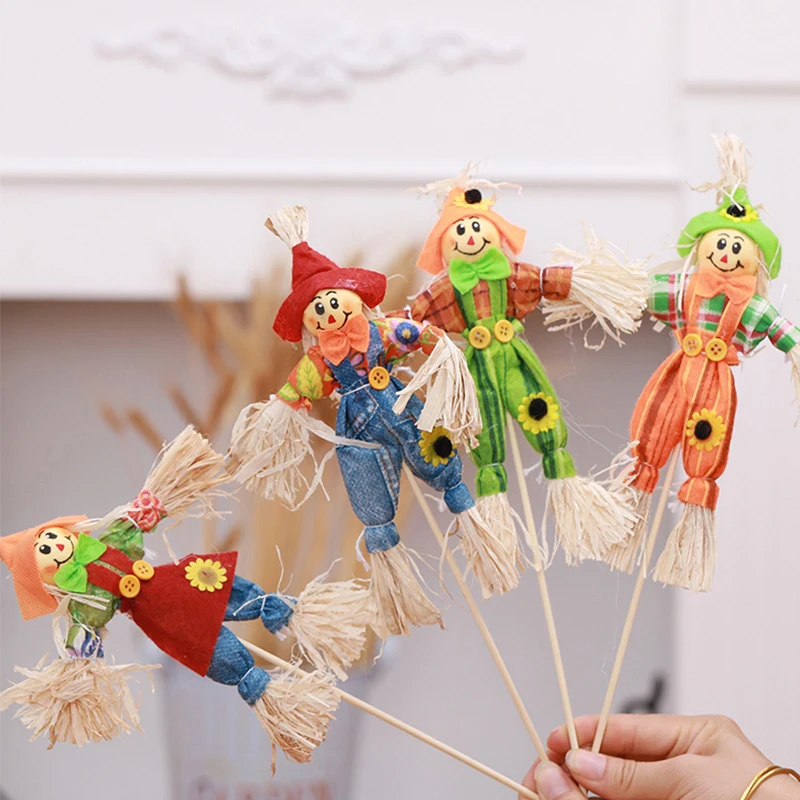 Small Autumn Harvest Scarecrow Decoration For Garden Home Yard Halloween Decor