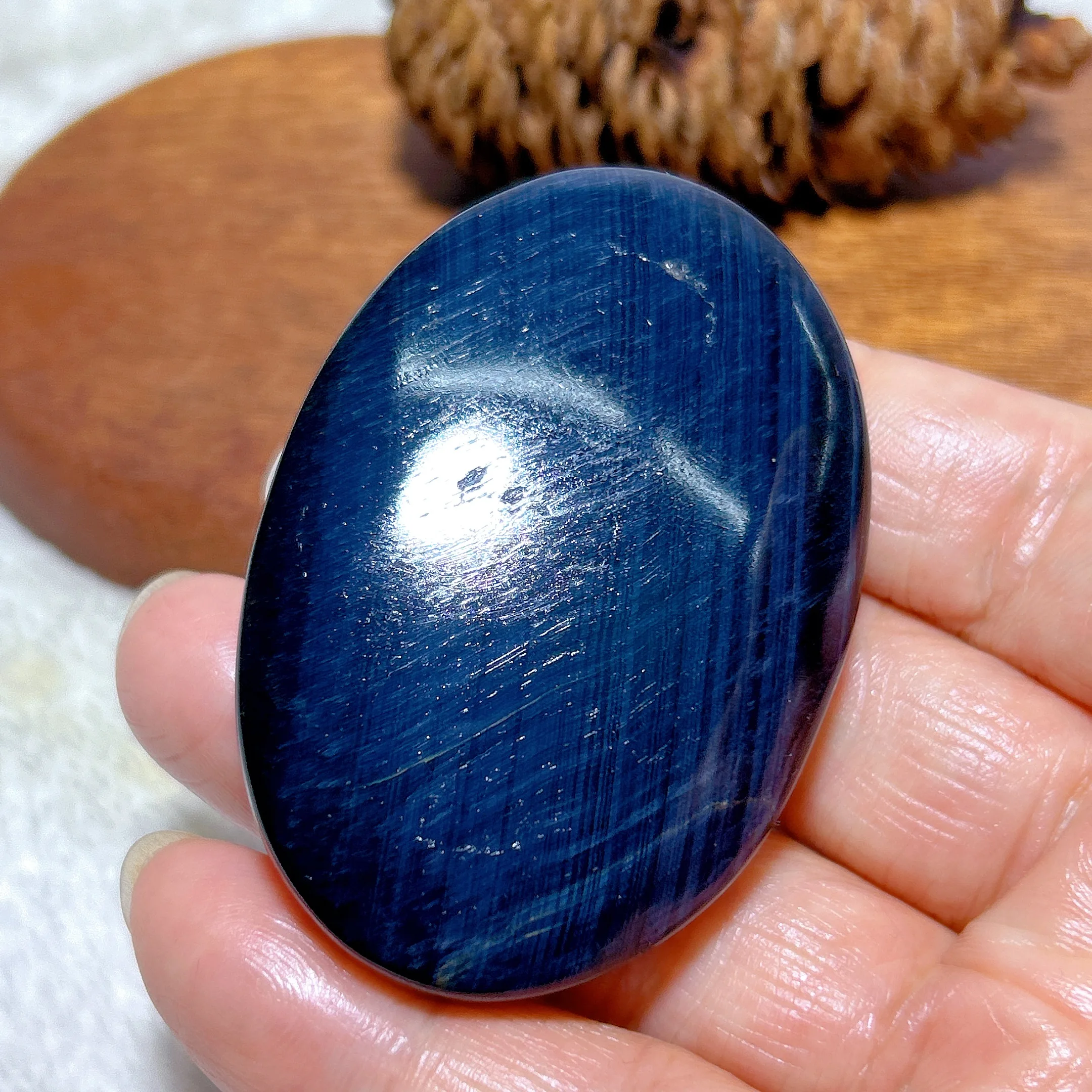 Healing Natural Crystals Blue Tiger Eye Palm GemStones High Quality Reiki Home Decorations Mineral Energy Gift 3