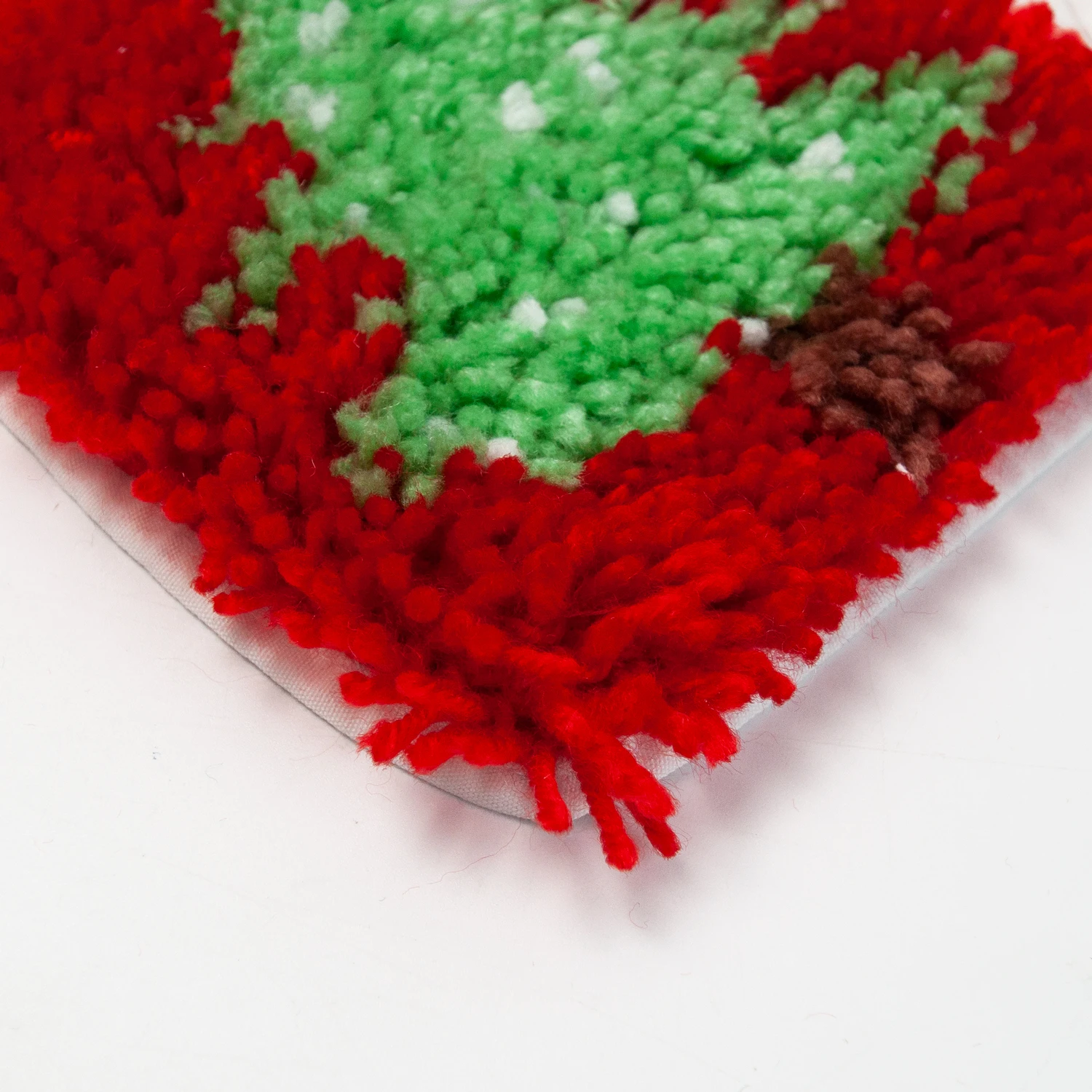 Kids’ Xmas Latch Hook Kit 3