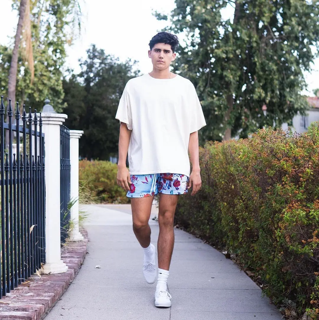 Summer American Oil Painting Style Casual Mesh Shorts Men's And Women's Summer Basketball Training Knee Quarter Pants 3