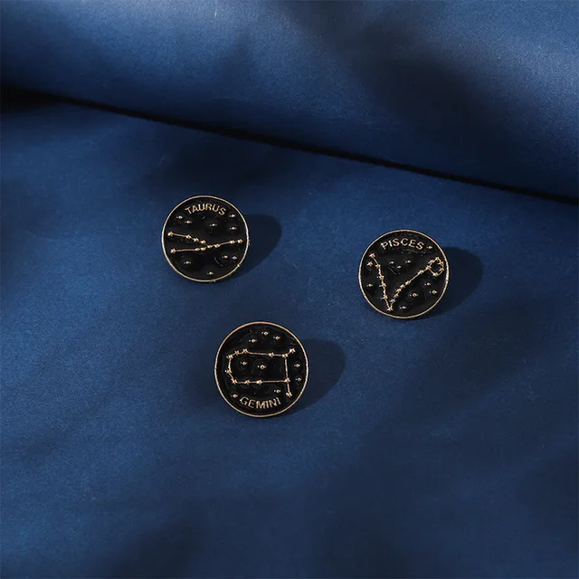 Spilla A Forma Di Scorpione In Acciaio Inossidabile - Accessorio Creativo Per Donne E Uomini, In Confezione Regalo Nera, 3,5x2,5 Cm