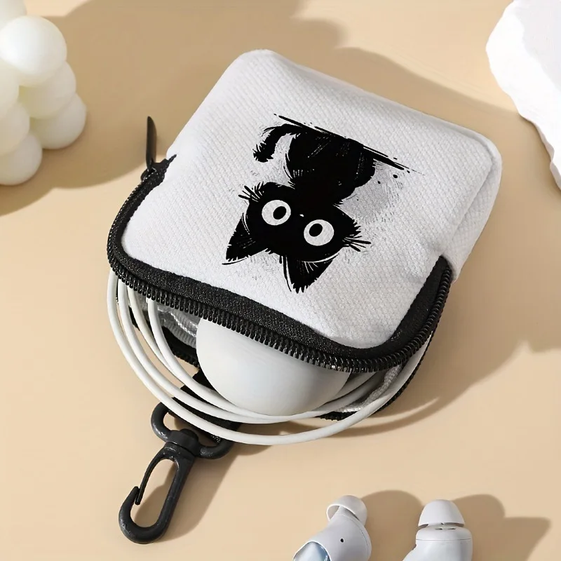 White Base Black Cat Printed Faux Leather Zipper Coin Purse Multi Functional Mini Earphone Bag