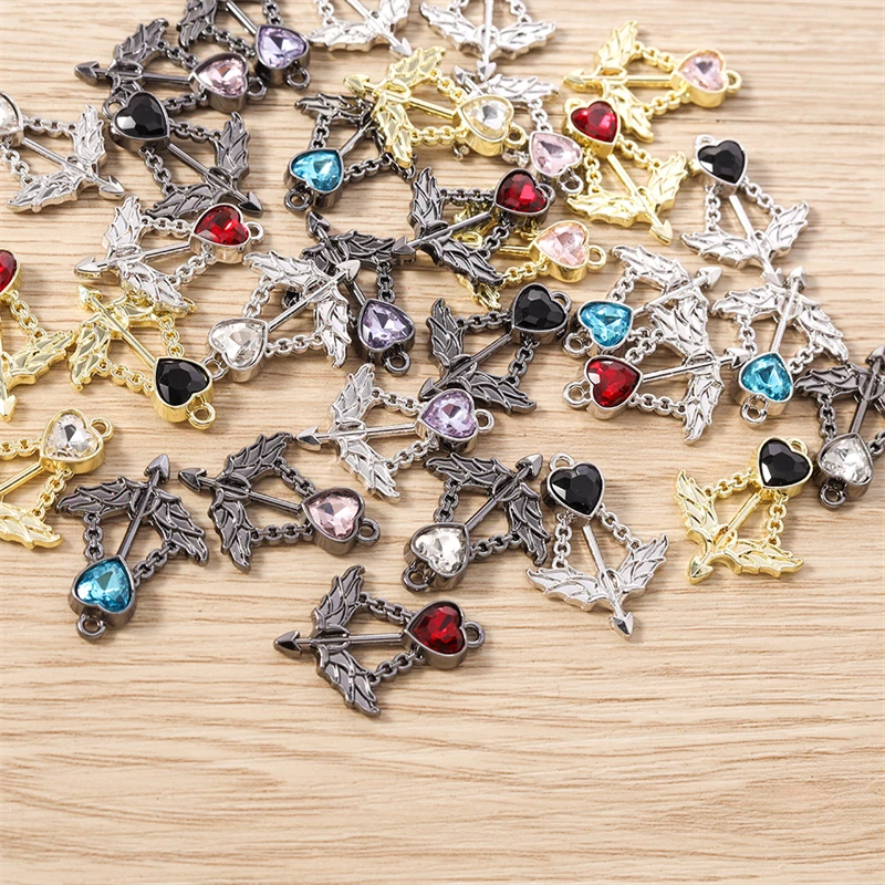5 Stück 19 x 26 mm niedliche Kristall-Metall-Herz-Pfeil-Anhänger für die Schmuckherstellung, Halsketten, Ohrringe, Armbänder, DIY-Bastelbedarf