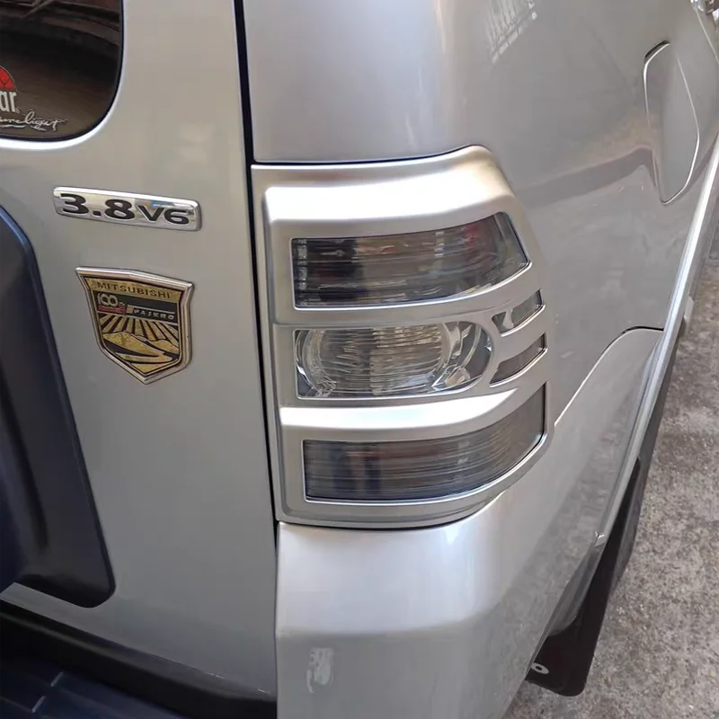 미쓰비시 PAJERO V93/V97 2007 -2022 미등 가드 실버용 무광 블랙 후면 램프 커버, 2 개