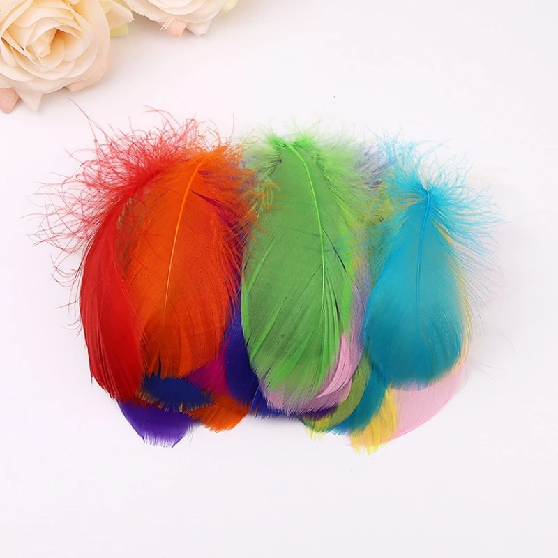 100Pcs Decor Golden Goose Feather Fai Da Te Colorato Wave Ball Con Copricapo In Piuma D'Oca Tinto Decorativo Per Cucire Nel Vestito