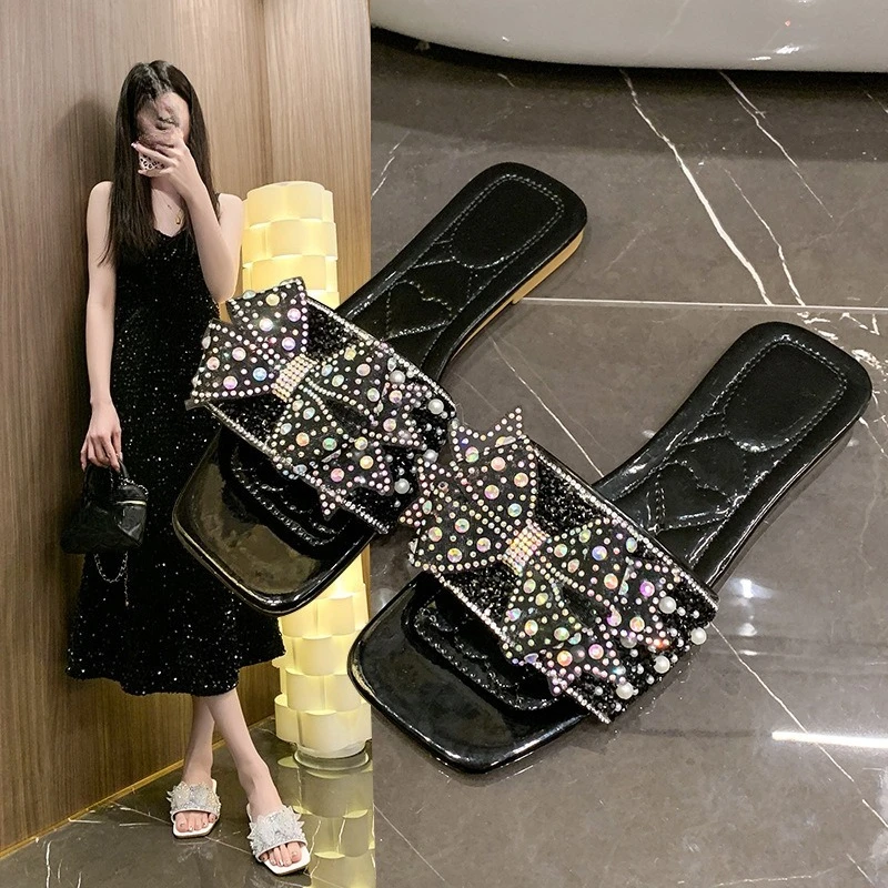 Women Summer Shoes  New Fashion Comfortable Non Slip Bow-knot Slippers Outdoor Soft Sole Rhinestone Dress Style Women Sandal