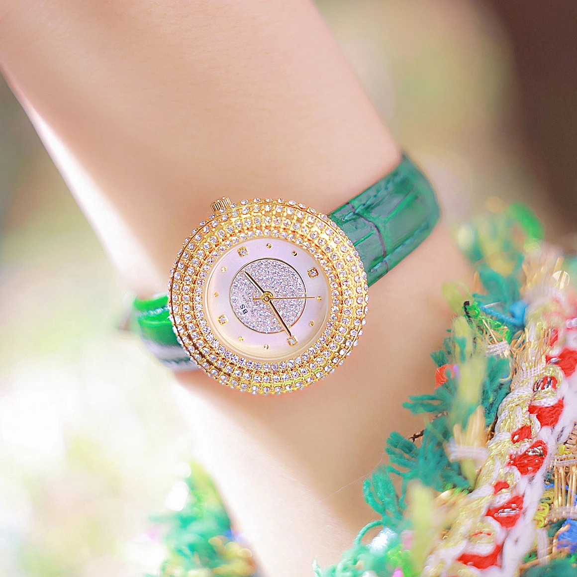 2023 New BS Women Watch Rose Gold Full Diamond Luxury Fashion Women's Dress Quartz Wristwatch Leather Strap Ladies Watches Gift