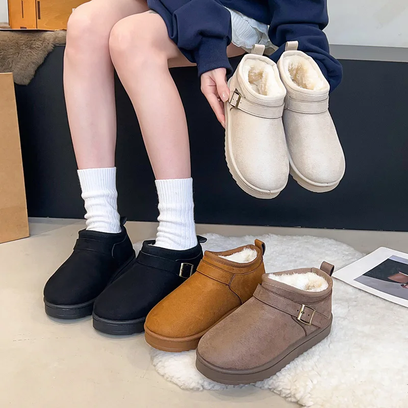 2025 New Classic Thick Plush Women's Snow Boots Comfortable Warm Ankle Boots Winter Outdoor Office Shopping Women's Flat Boots