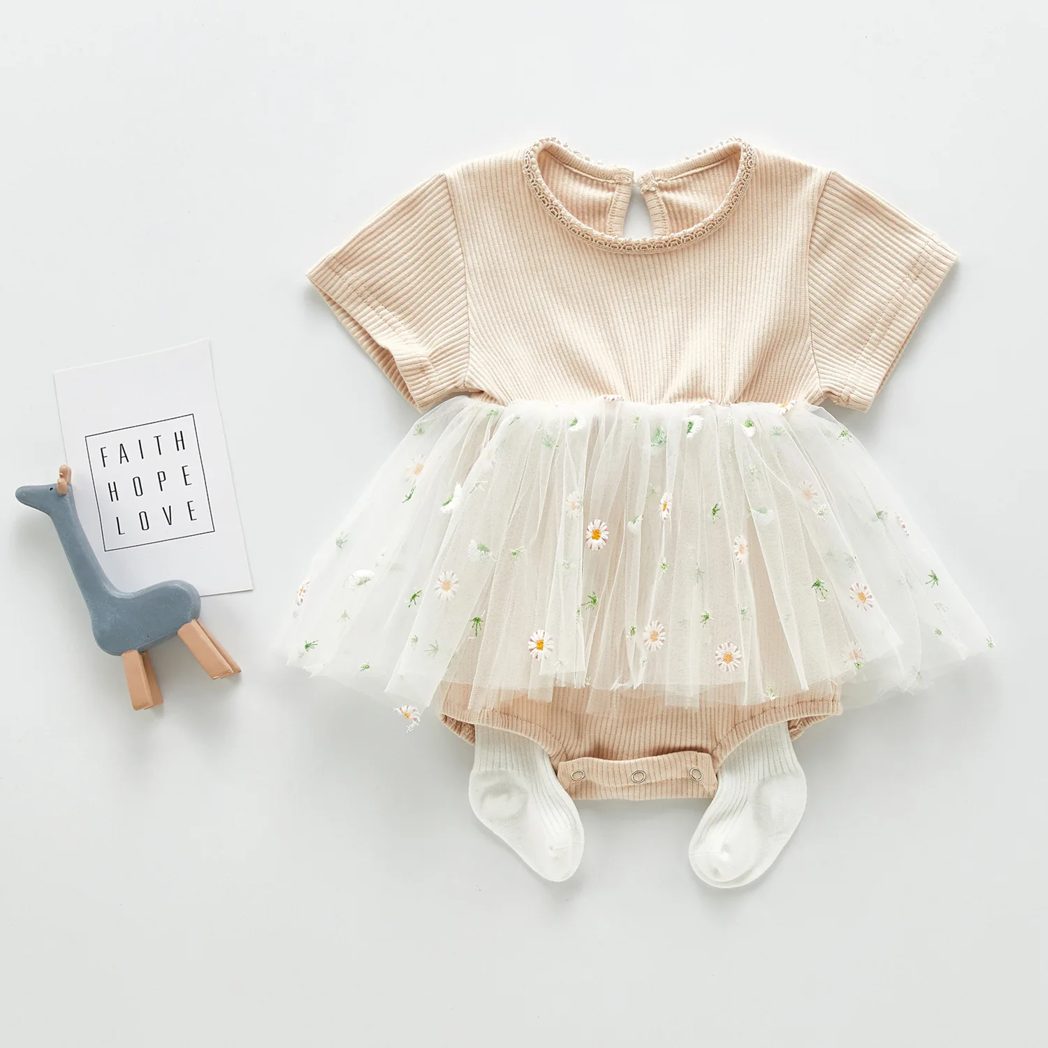 

Newborn Girls Tutu Rompers Daisy Mesh Princess Bodysuit for Baby Girl Summer Floral Short Sleev Elegant Jumpsuit 0-3T