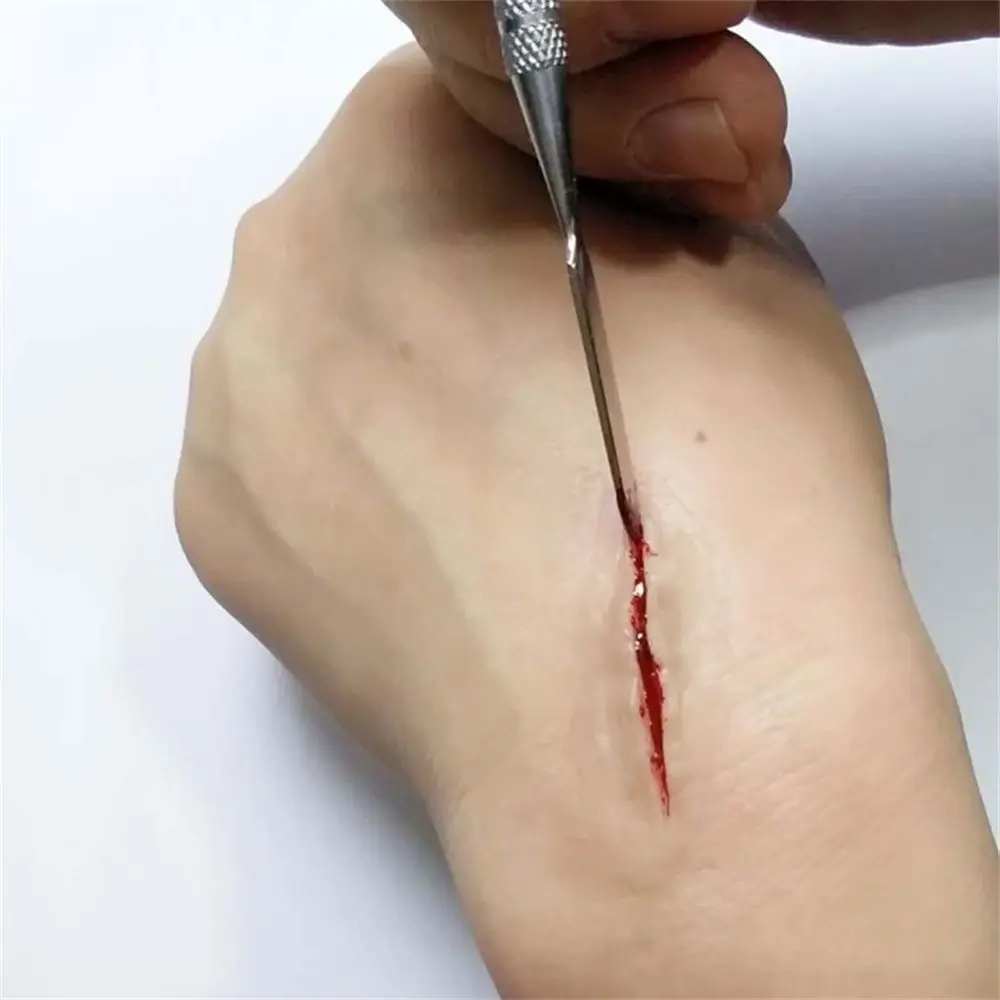 10Pcs Hematemesis Capsules Halloween April Fools Day Party Props Realistic Fake Blood Pills Prank Toy