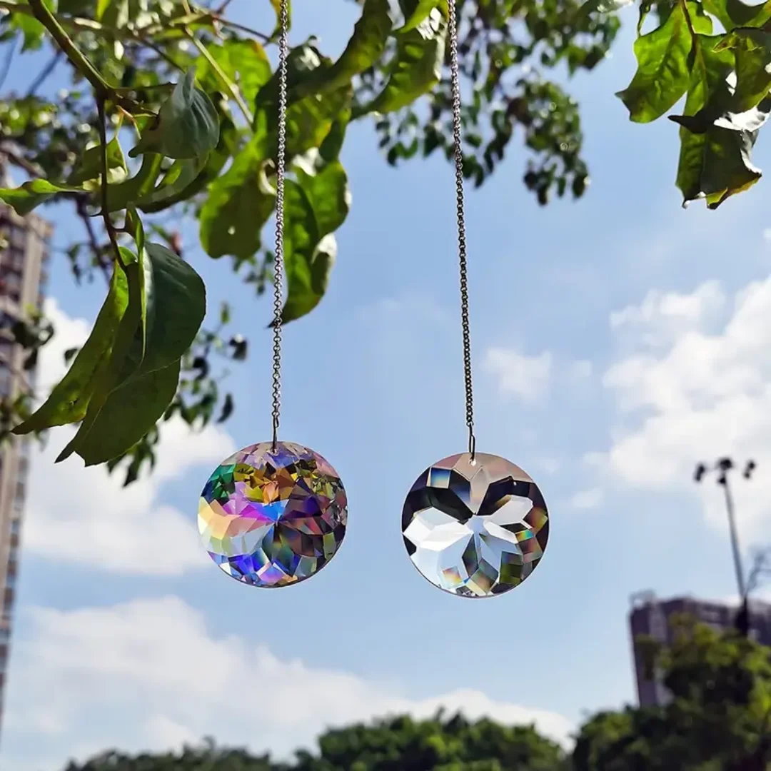 Sun Catchers 2pcs Round Crystal Sun Catchers Glass Prism Hanging Rainbow Maker For Window Balcony Kitchen Garden Decorat