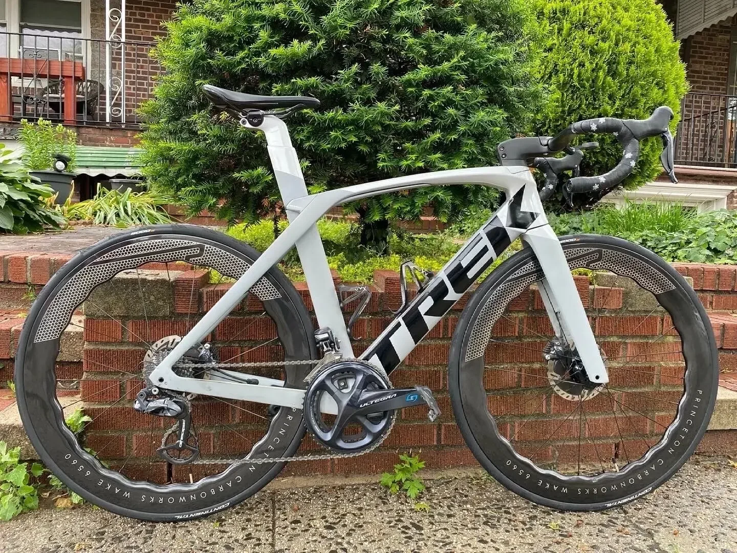 TREKs MADONE SLR bici da strada a 9 velocit con 9 9 XO1 2021 Mountain treks-madone-slr-bici-da-strada-a-9-velocit-con-9-9-xo1-2021-mountain