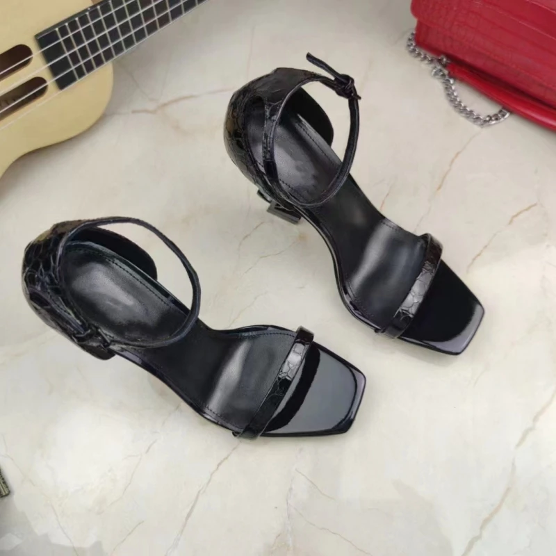 2024 Summer New European and American Women High Heel Sandals Black Patent Leather Sexy Letter High Heel Shoes