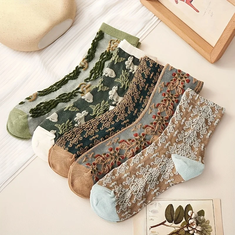 

1 Pair of 3D Floral Textured Socks with A Three-dimensional Relief Vintage Style Mid Length Sock