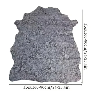 검정색과 회색의 레오파드 프린트 송아지 가죽, 두께 1.0mm, 부드럽고 내구성이 뛰어나 지갑, DIY 가죽 제품 등에 적합합니다.