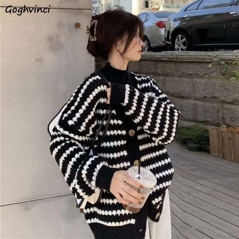 

Knitwear Cardigans for Women Striped V-neck Sweater Autumn Winter Thicken Coats Lovely Chic Feminine Outerwear Casual Fashion