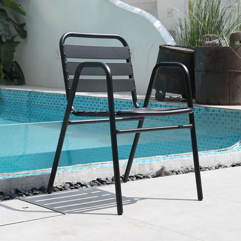 Easy To Move, Low Price, Lightweight Modern Metal Cafe And Tavern Chairs For Hotels And Fashionable For Cafes Taverns