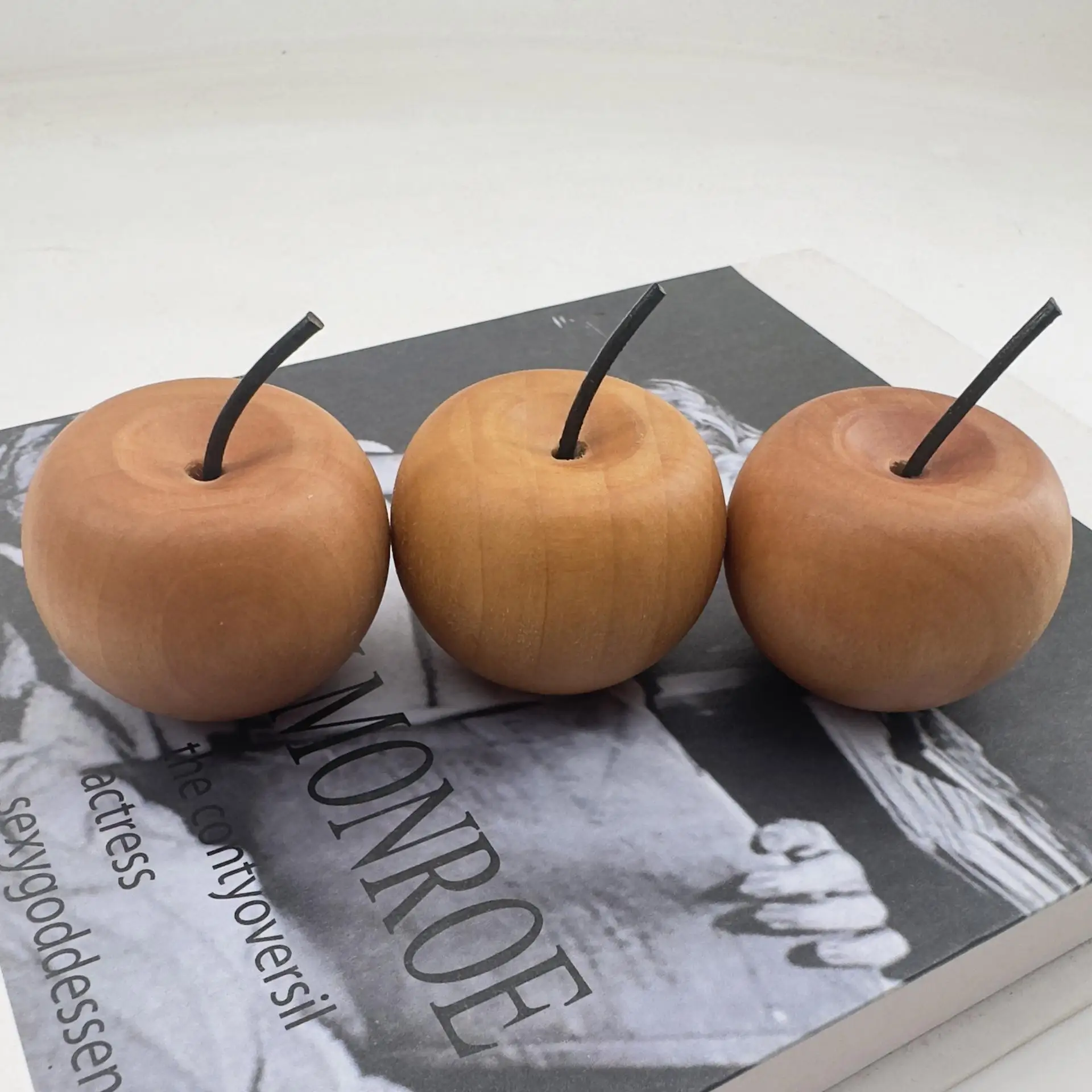 Set of 3 Natural Wood Apple-Shaped Essential Oil Diffusers with Gift Bag