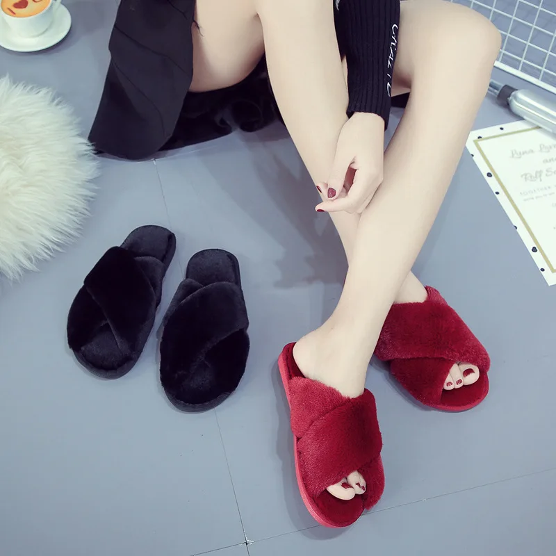 Fashion Women Slipper Casual Comfort Cross Furry Slipper Home Warm Slipper Female Flat Sandals Plus Size Fluffy Slippers Ladies