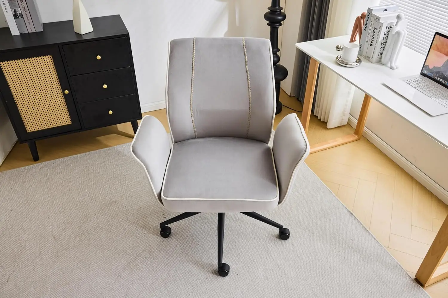 Bloom Chair,Comfy Home Office Desk Chair with Wheels & Padded Armrests,Aesthetic Vanity Chair with Back,Height Adjustable