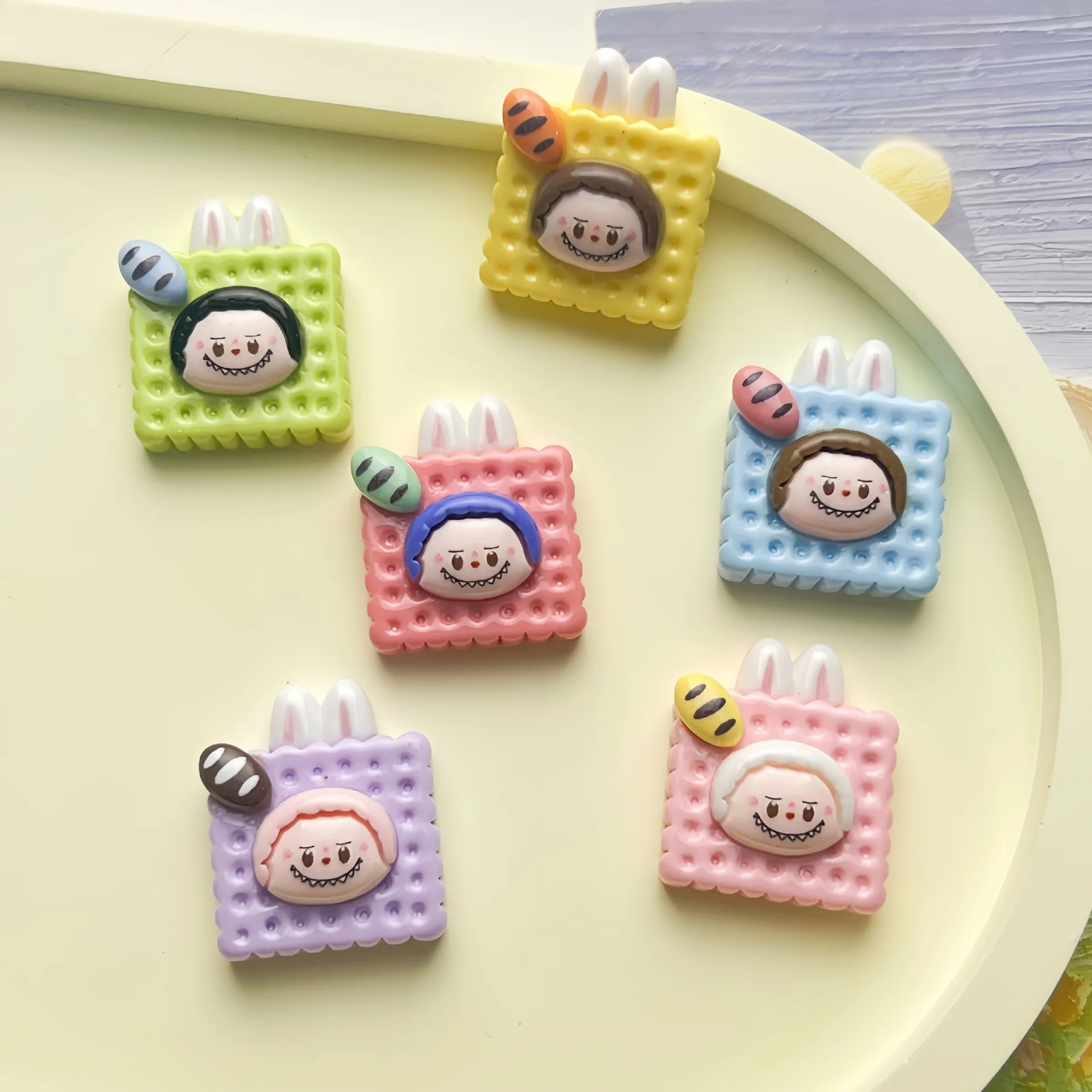 

5 шт. miniso sanrio Бисквитное печенье labubu резиновые кабошоны из смолы для изготовления ювелирных изделий своими руками Мультяшные материалы ручной работы