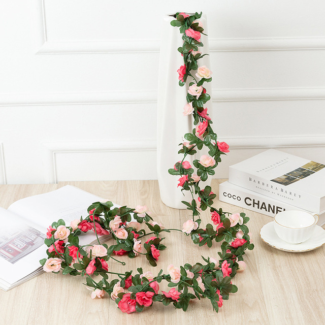 LED Rose Wreath Artificial Plant Vines Valentine's Day Christmas Wedding Decoration Interior Romantic Atmosphere Decoration