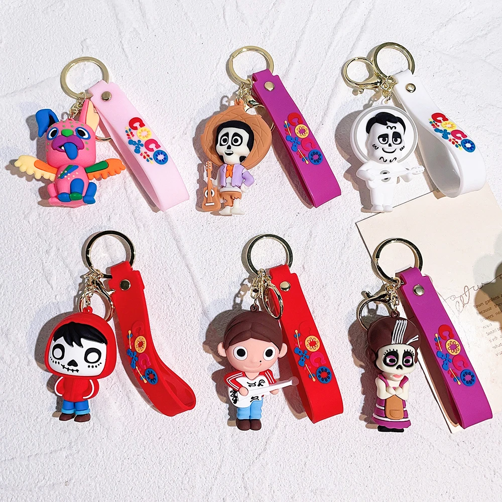 

Classic Anime Coco Silicone Keychains Cartoon Figure Pendant Keyring Jewelry Keyholder for Car Key Bag Accessories Gift