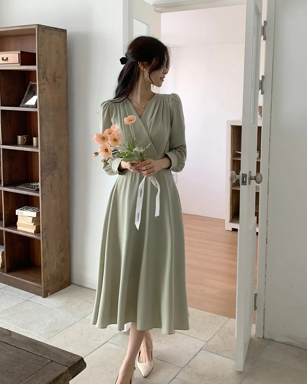 Korean Fashion Autumn Midi Dresses for Women Long Sleeves V-neck A-line Solid Casual Dress Office Lady Clothing New