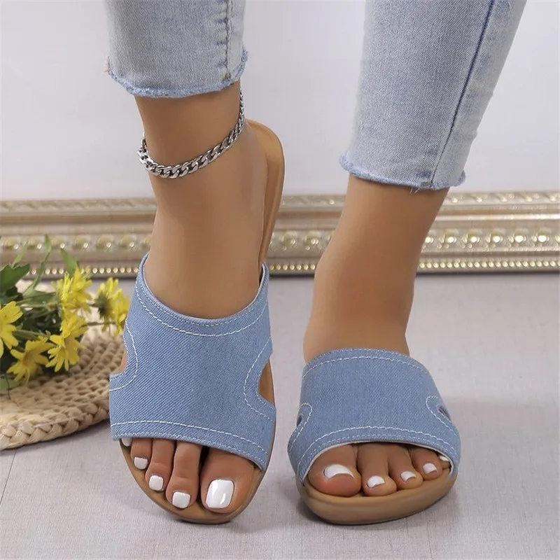 

2023 New Summer Women's New Denim Sandals Personality European and American Style Large Size 43 Designer Exclusive Design