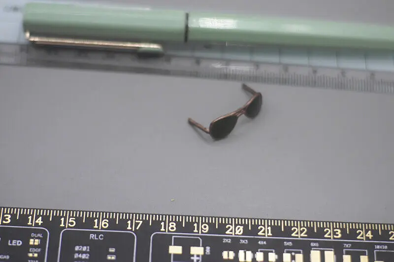 

Фотолампа с короткими штанинами на 12 дюймов, масштаб 1/6