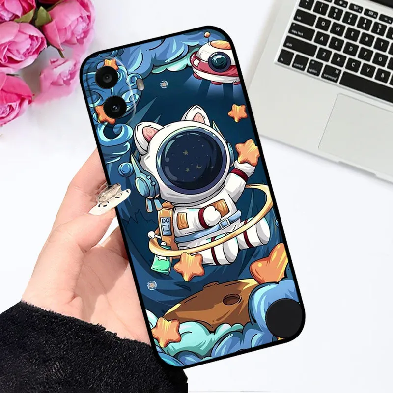 Cute Astronaut Fashion Shockproof Soft Bumper Case
