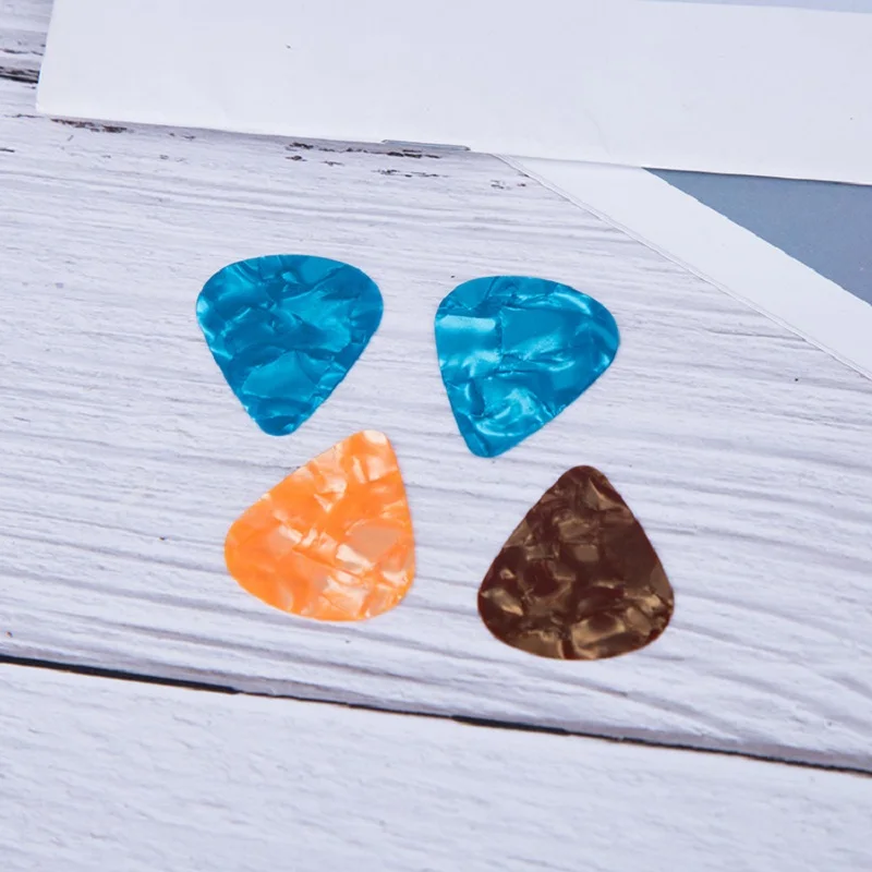 100Pcs Multicolour Guitar Accessories Not Easily Deformed 0.46mm Shape Stability Ukulele Paddles Good Quality Guitar Pick