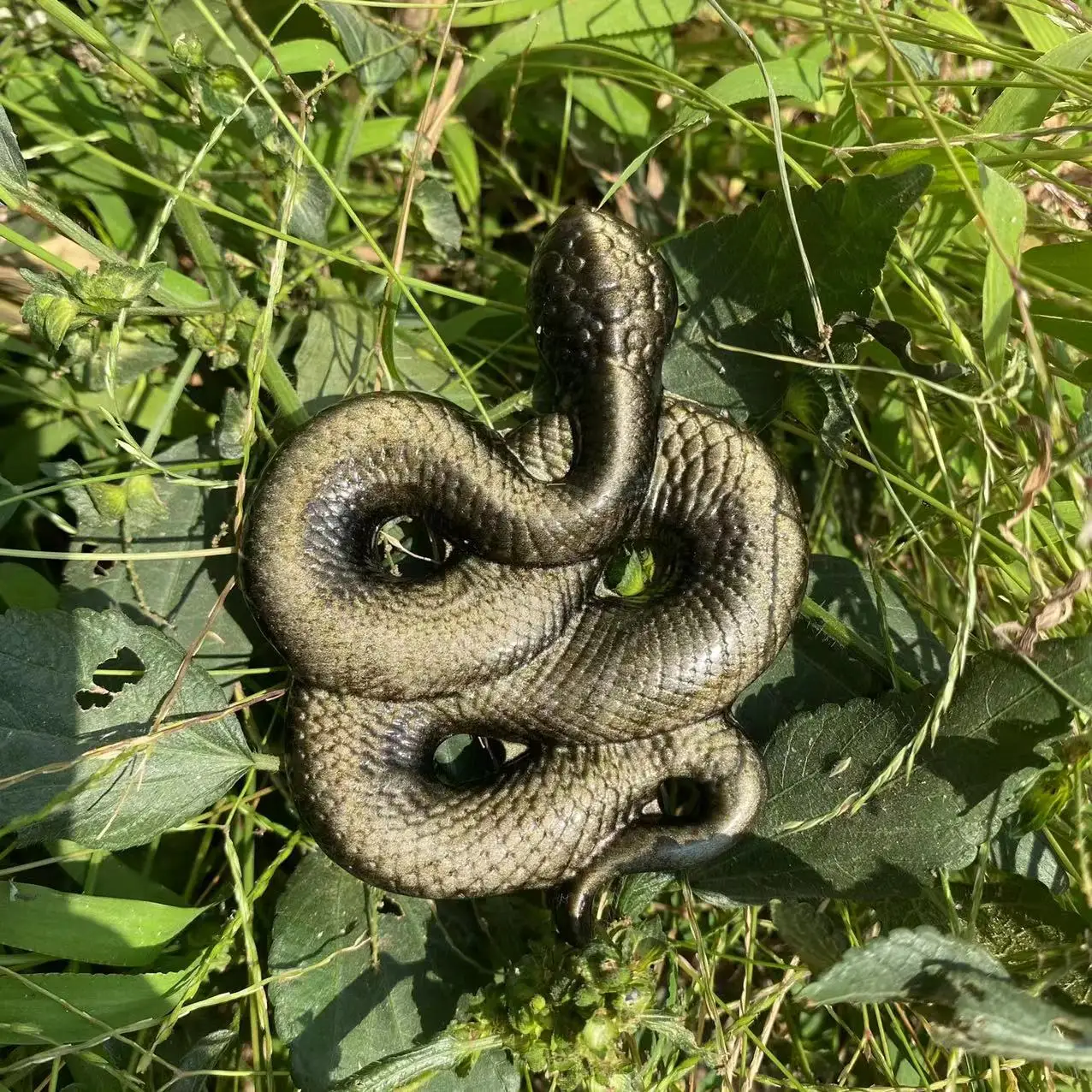 

Натуральный золотистый обсидиан, змея, ручная работа, полированный кварцевый кристалл, змея, животное, исцеляющий кристалл, натуральные кварцевые кристаллы