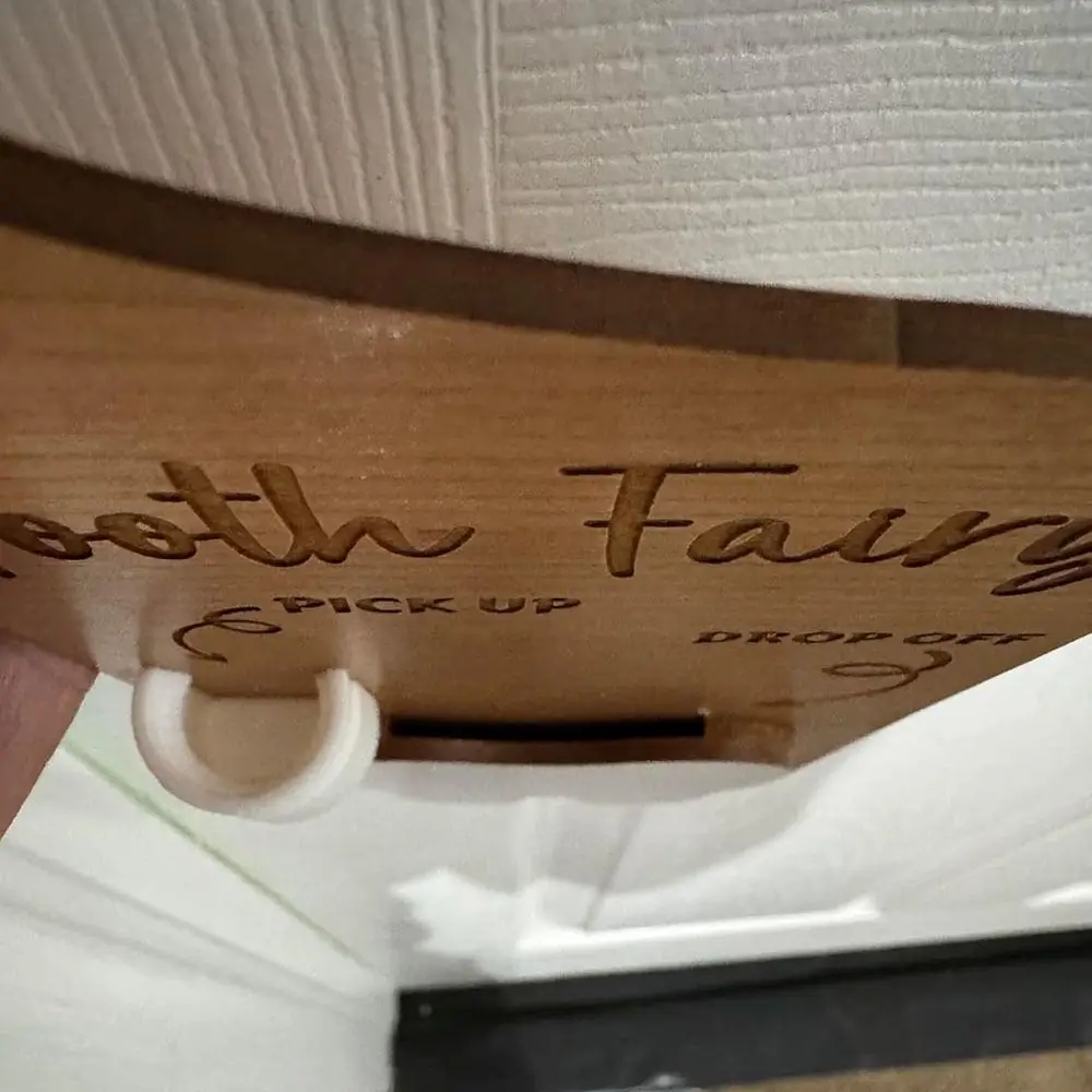 Wooden Tooth Door Hanger Decorative Encourages Tooth Care Tooth Keepsake Container Tooth Mouse Lightweight Door Hanging Decor