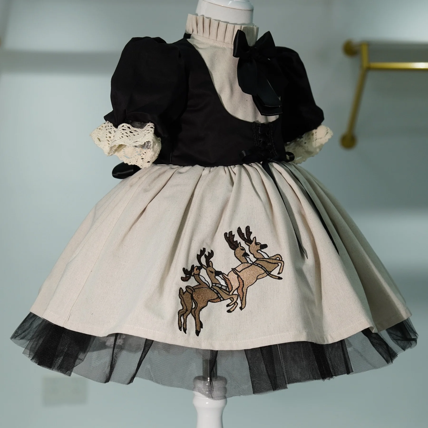 0-12Y طفلة الصيف الأسود الغزلان التطريز التركية خمر فستان الأميرة لعيد ميلاد عطلة عيد الفصح التصوير عيد C105