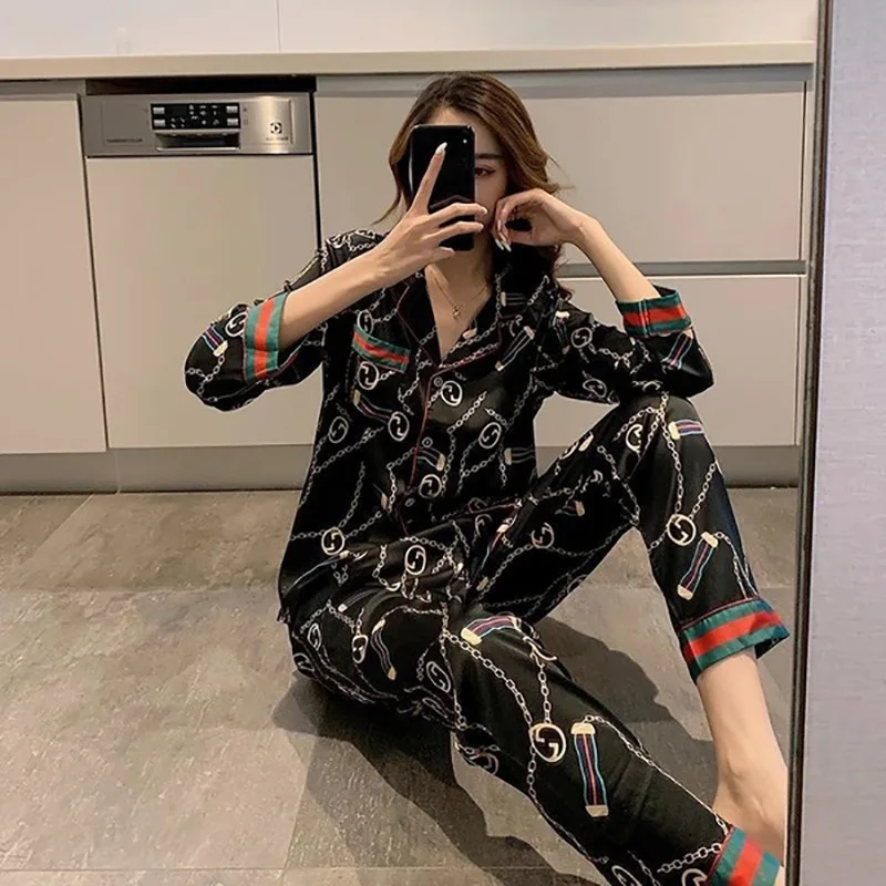 

Fashion Pajamas Women's Summer Instagram Korean Edition Women's Silk Long Sleeves Plus Size Silk Couple Home Fury Set