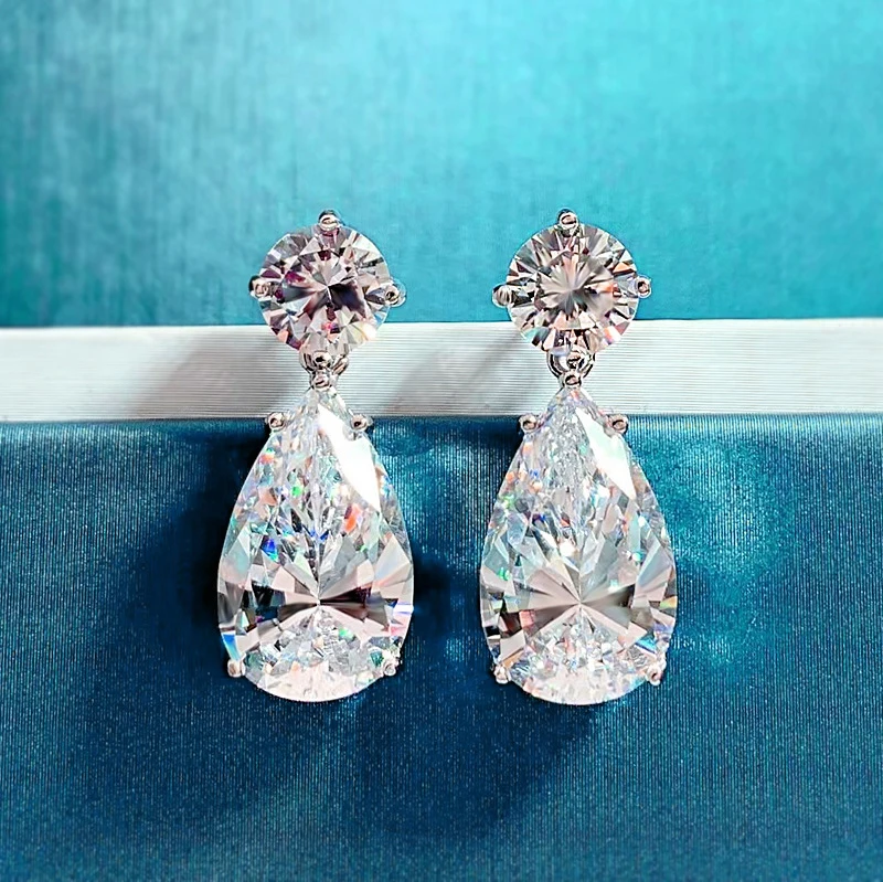 BXINY 19Carat Moissanite Water Drop Earrings - Side View