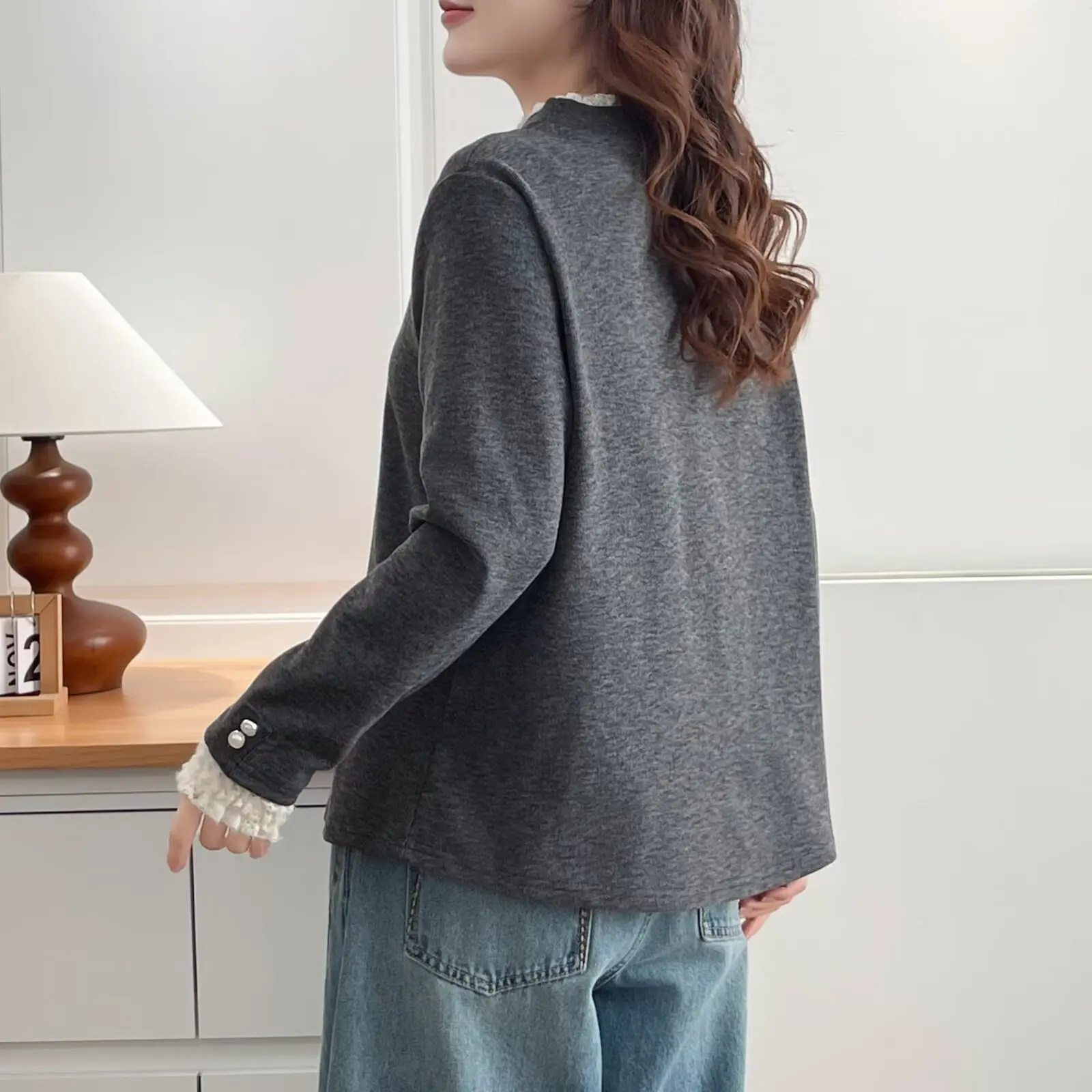 XXXXL Fashion Plus Size Women's T-Shirt New For Autumn And Winter Lace Button Long Sleeved Base Inner Tops 2522