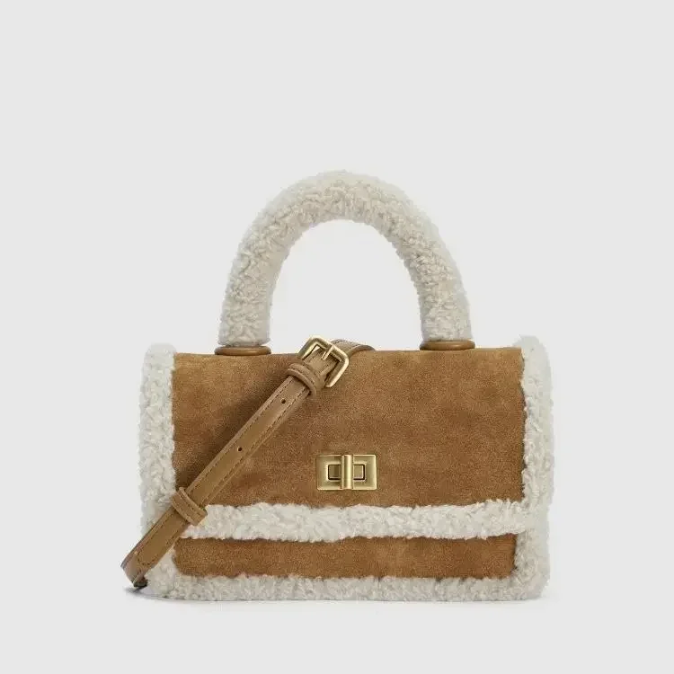 

Женская сумка в стиле ретро, плюшевая Сумочка, новинка зимы 2023, универсальная меховая сумка большой вместимости, через плечо, сумка через плечо