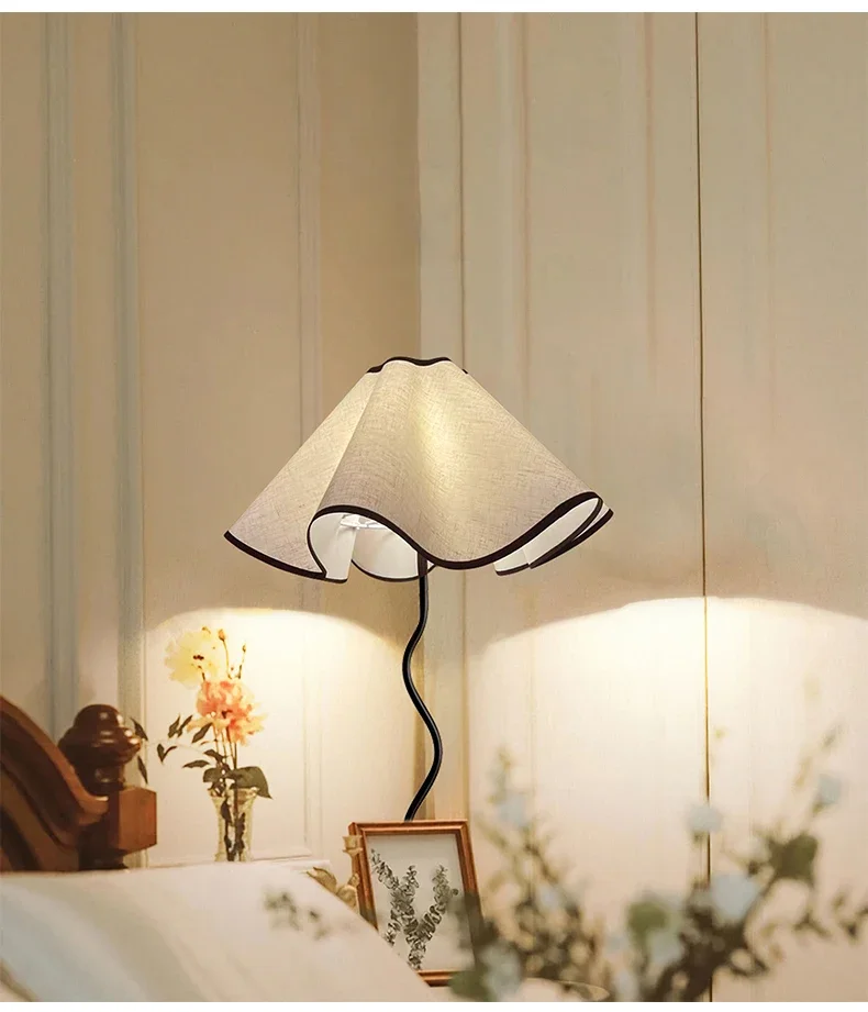 Description Picture 4 of itemNordic Ins Fashion Fabric Art Flower Floor Lamp LED 27 Modern Table Light Floor LightsLiving Room Sofas Study Bedroom Bedside