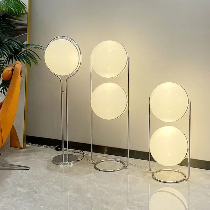 

Nordic Creative Ball Living Room Floor Lamp Study Bedroom Bedside Lamp Living Room High-end Decorative Standing Lamp