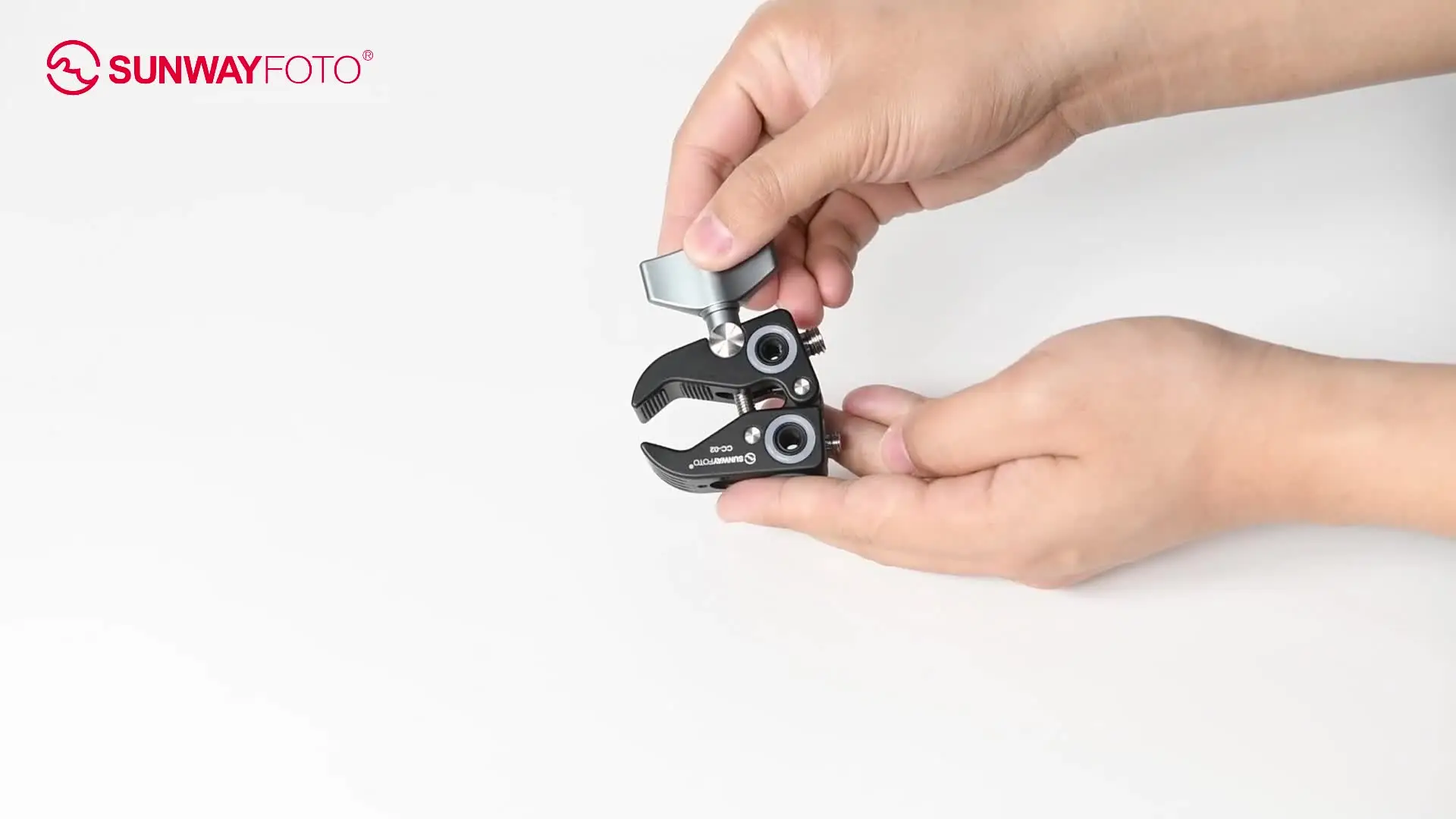 Tripod Gun Clamp Sunwayfoto SM-76 Saddle Mount Rifle Adapter For Tripod Gun Mount