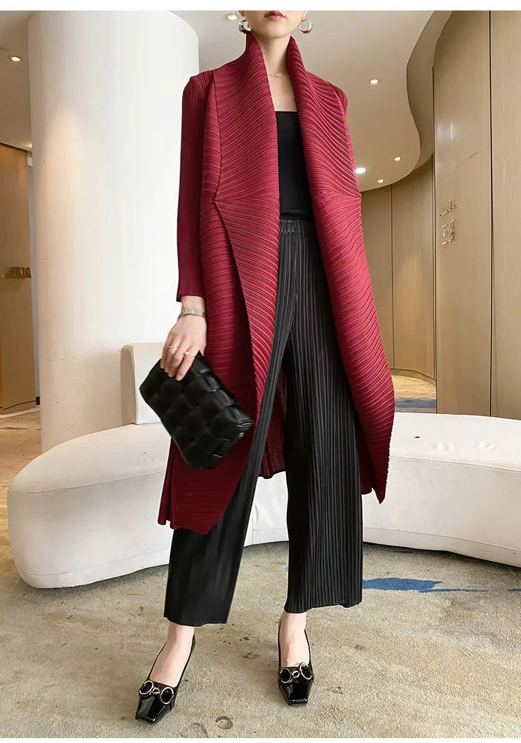 Luxury Pleated Coat New Turn Down Collar Long Sleeve Mid-length Trench Coat Oversized Windbreaker Cardigan High-end Chic Jackets