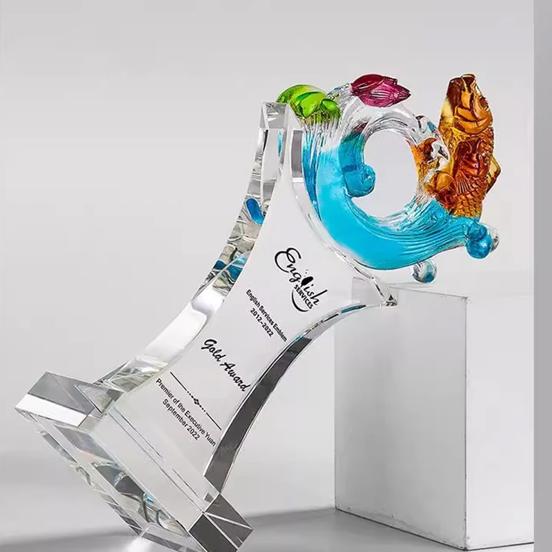 Customized High-end Fish Shape Coloured Glaze Crystal Trophy, Excellent Staff Company Annual Meeting Award, Home Decoration, 1Pc