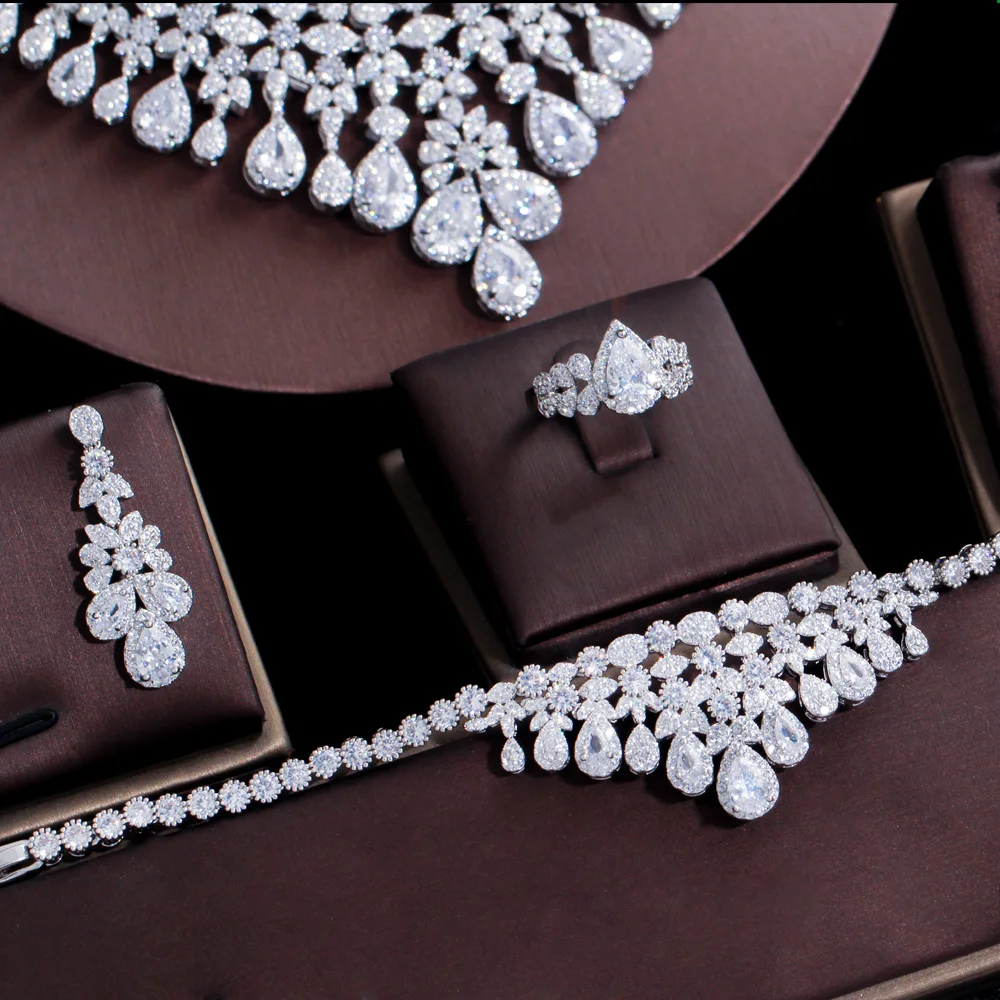 CWWZircons Super Luxury Tassel Water Drop CZ Big Wedding Bridal Necklace Earring 4 pcs Nigerian Dubai Jewelry Set for Women T596