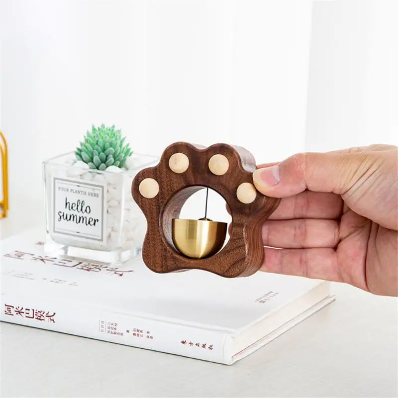 

Деревянный, 8*7,5 см, теплый цвет, прочный, простой и эстетически приятный, подходит для различных сценариев, нелегко уронить