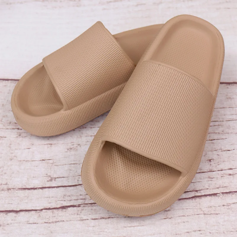 

Women Ladies Soft Thick Soled Slippers Summer Indoor Lover Slippers Home Sandals High Heels Nurse Girls Clog Shoes Step on shit